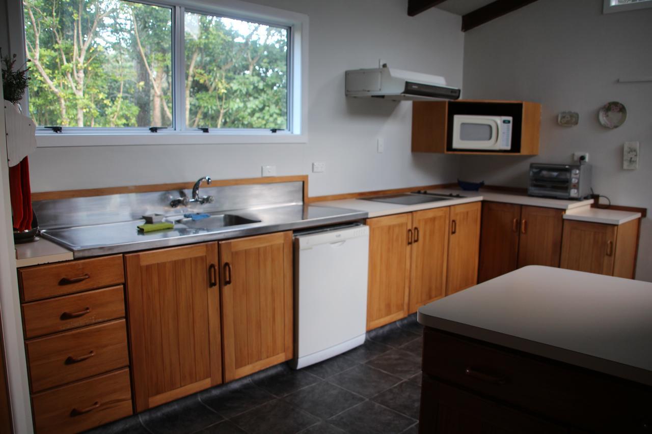 Punehu Stream Cottage Opunake Εξωτερικό φωτογραφία
